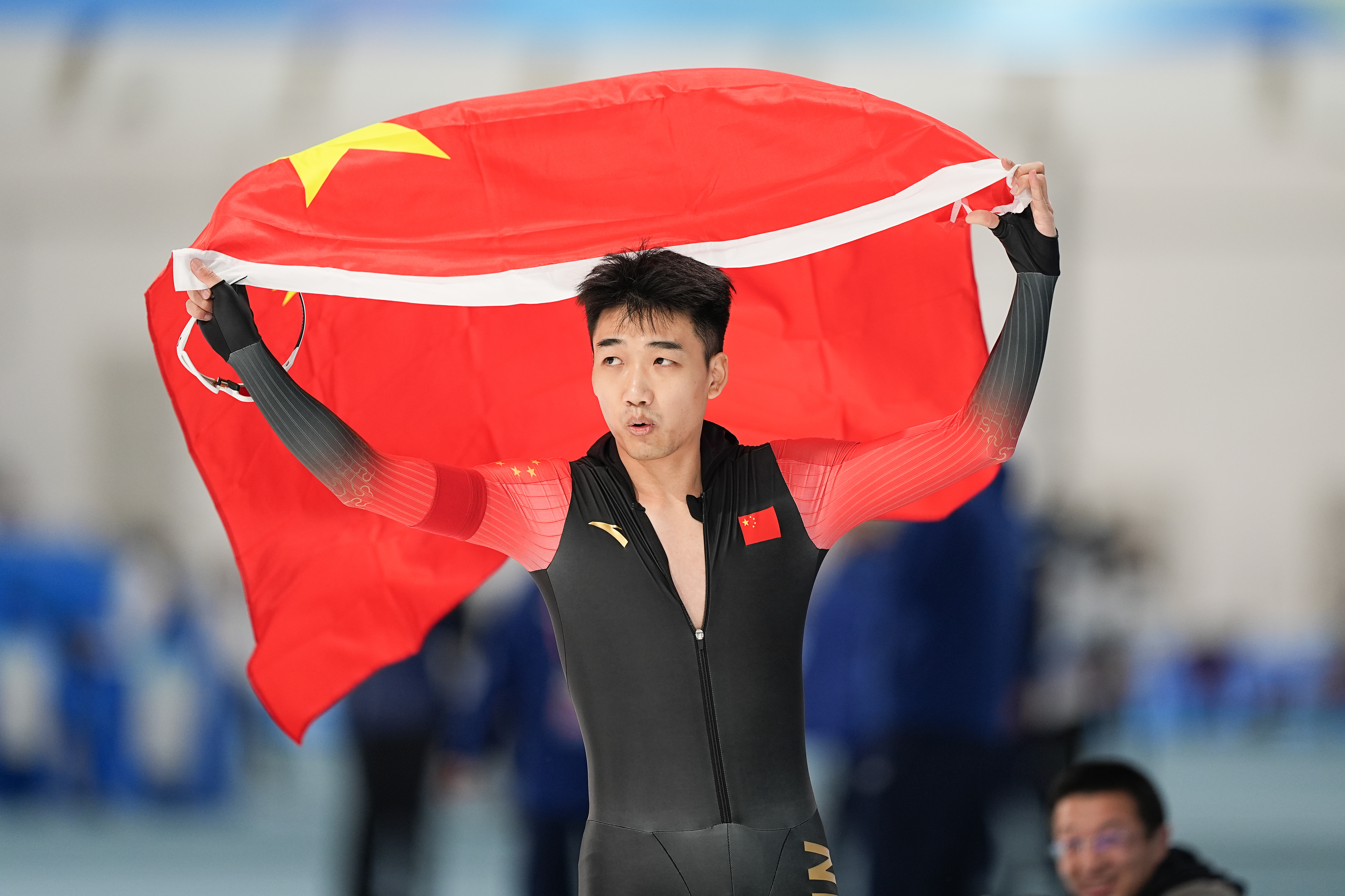 哈尔滨亚冬会速度滑冰男子100米决赛高亭宇摘金