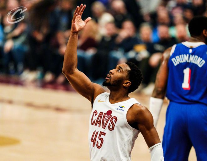 哈登里程碑之夜助骑士横扫76人