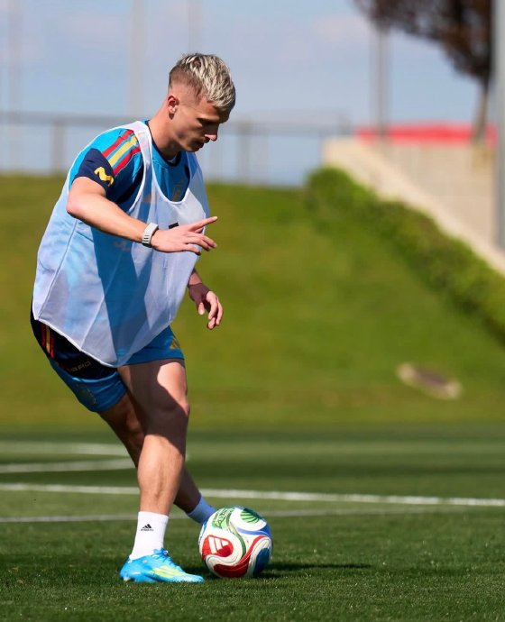 巴萨球员闪耀国家队赛场 助球队力克强敌