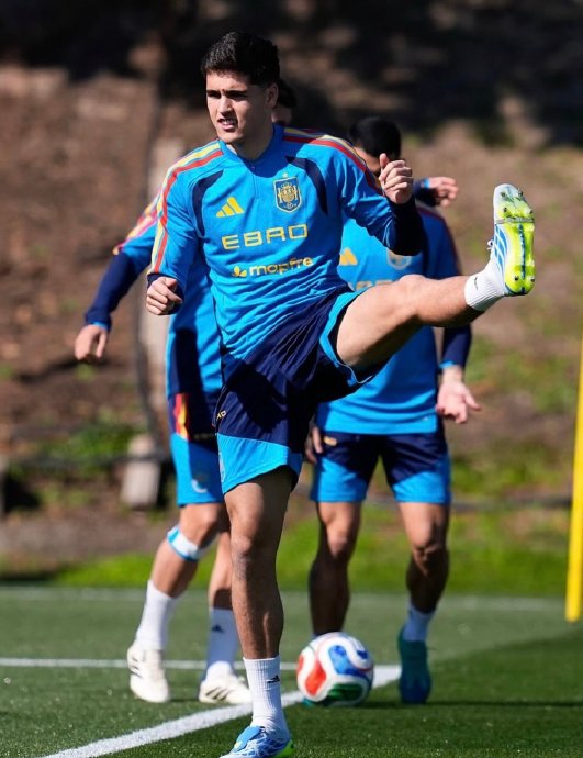 巴萨球员闪耀国家队赛场 助球队力克强敌