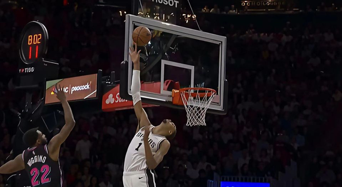 文班亚马防守能力颠覆小球时代打法，改写篮球