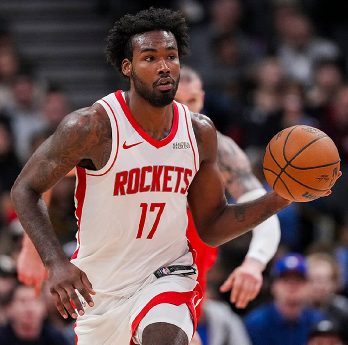 火箭逆转太阳阿门爆发率队取胜 伊森状态回升助