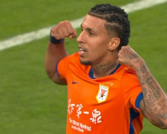 克雷桑复出破门助泰山扳平 关键传球展现归化价